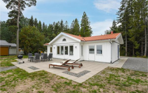 Stunning Home In Mellerud With House Sea View, Mellerud